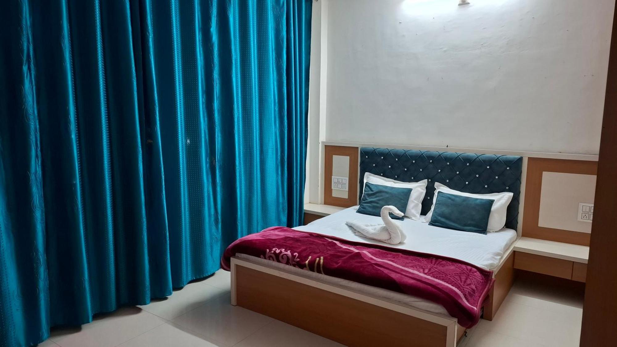 Hotel Antariksh Udajpur Zewnętrze zdjęcie